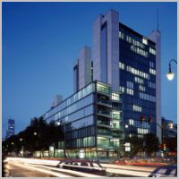 Norman Foster, Gerling Ring (2001), Cologne, Germany , photo on architecture-history.org.jpg